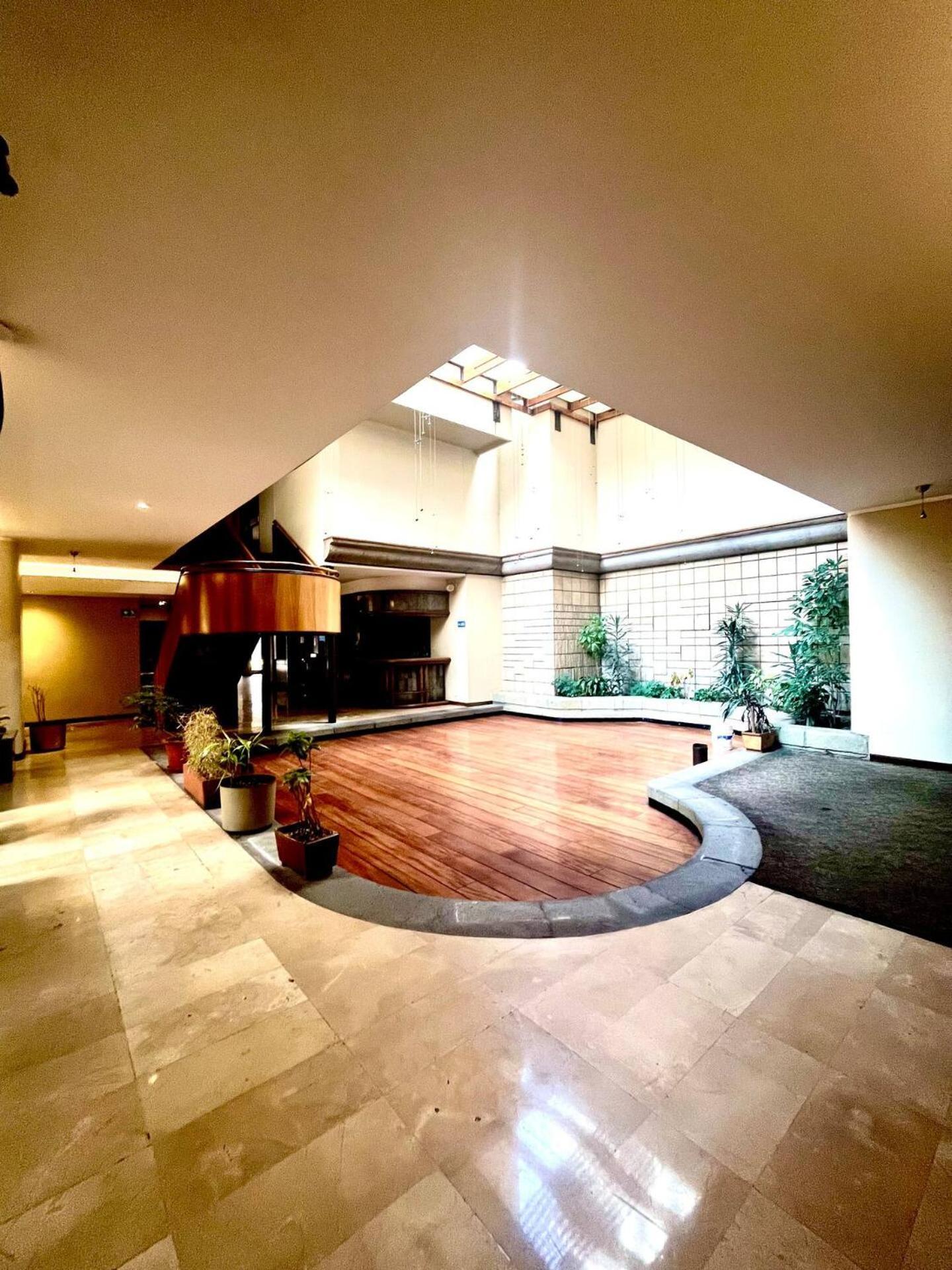 1420 Lujosa Habitacion - Hotel Akros Quito Eksteriør billede